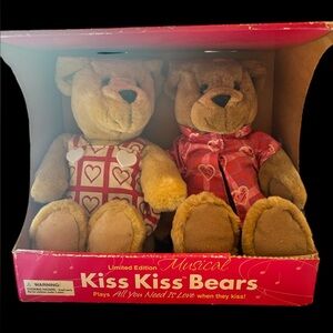 Hallmark Vintage Brown and Tan Stuffed Animals Kiss Kiss Bears